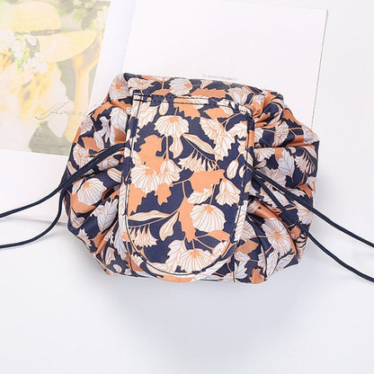 Women's drawstring cosmetic bag